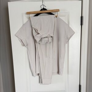 Tommy John Light Cream Short Sleeve Tee